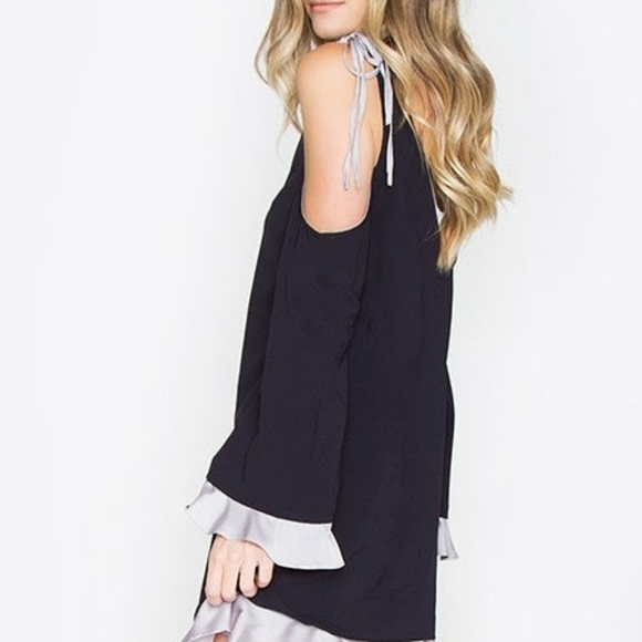 Nanette Lepore Dresses & Skirts - Nanette Lepore cold shoulder dress